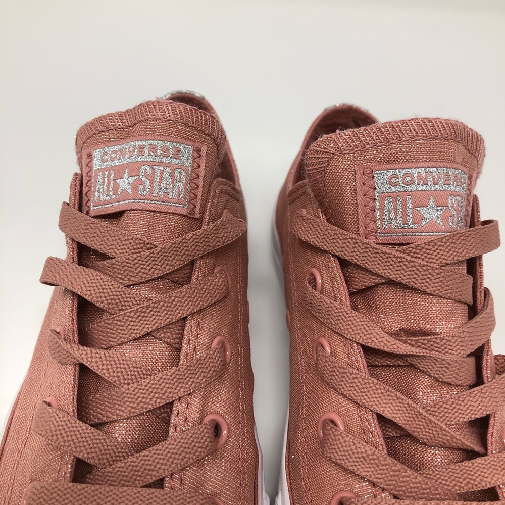 Converse - Picture 3 of 8